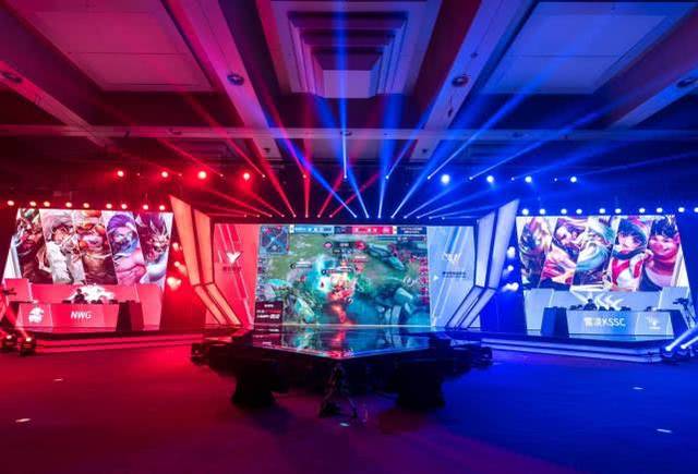 S1mple因对可能的ESC作弊评论而遭到波兰粉丝的反对